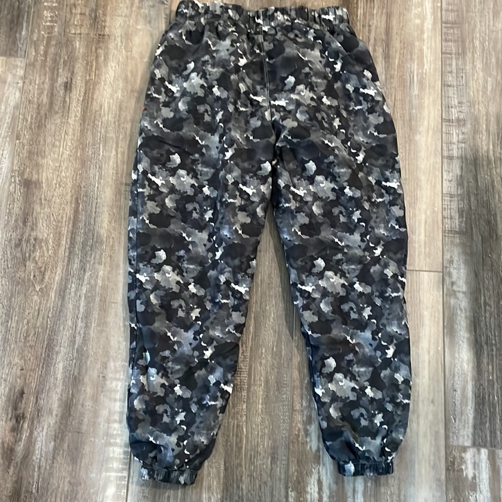 Under Armour Cold Gear Camo Jogger Pants - Picture 3 of 5